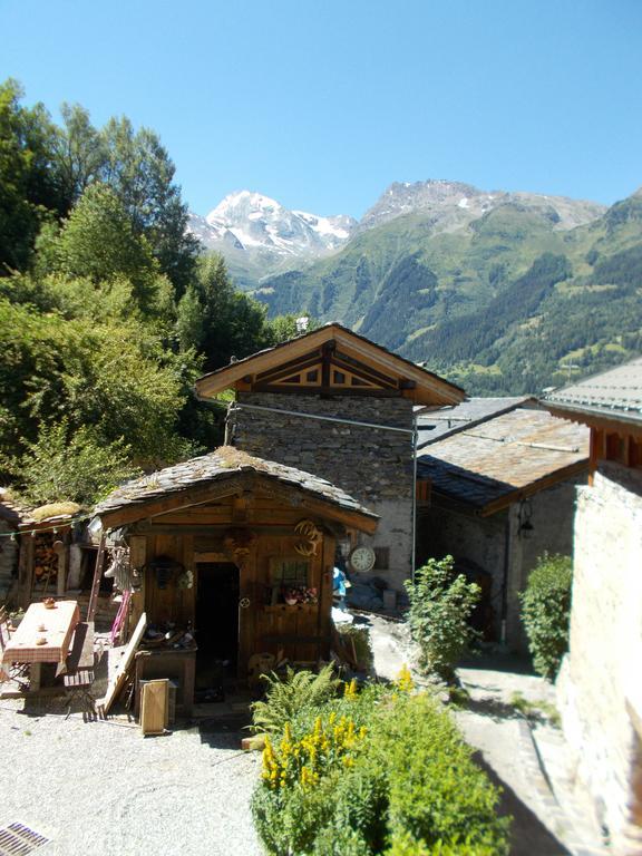 مبيت وإفطار سانت فوا تارونتي Chalet Bois D'Antan المظهر الخارجي الصورة